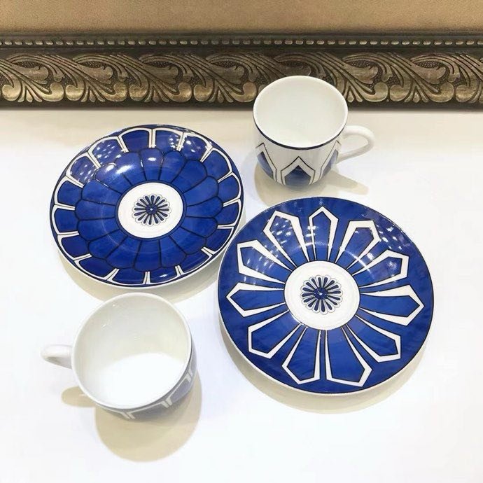 Набор посуды из костяного фарфора фото 4