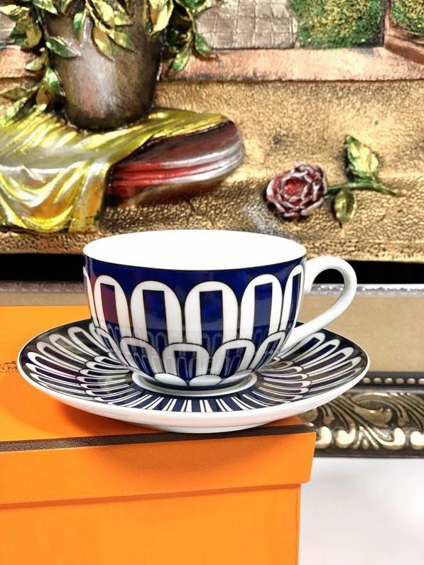 Набор посуды из костяного фарфора фото 6