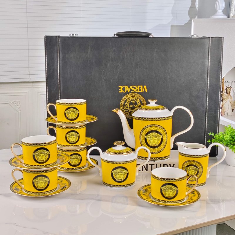 Set crockery