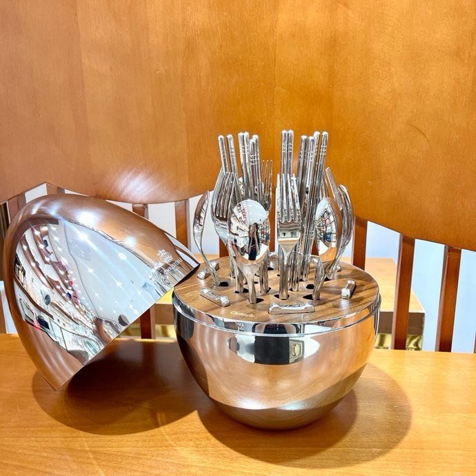 Набор столовых приборов Christofle Quinting Edition яйцо в серебре