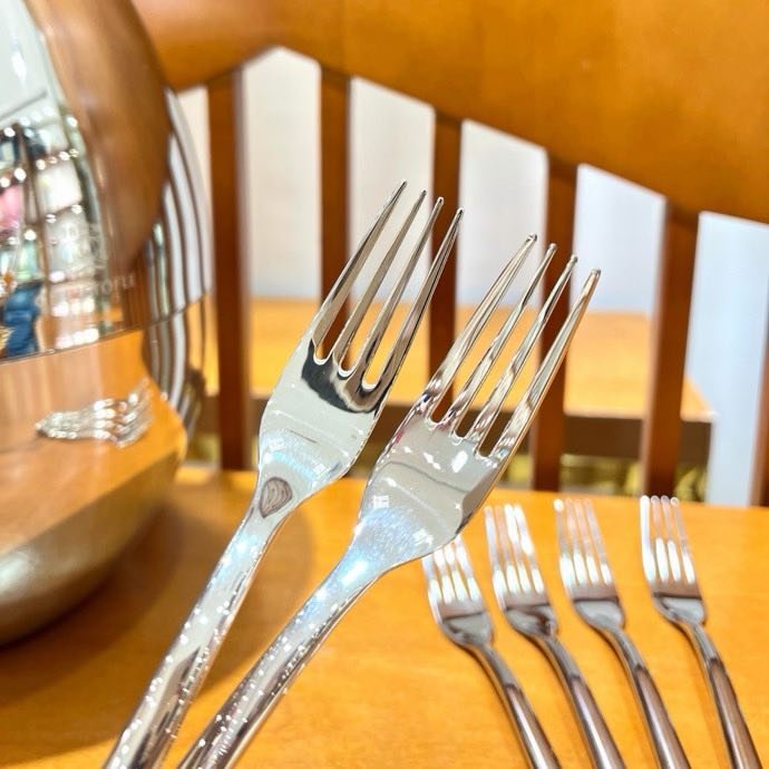 Набор столовых приборов Christofle Quinting Edition яйцо в серебре фото 6