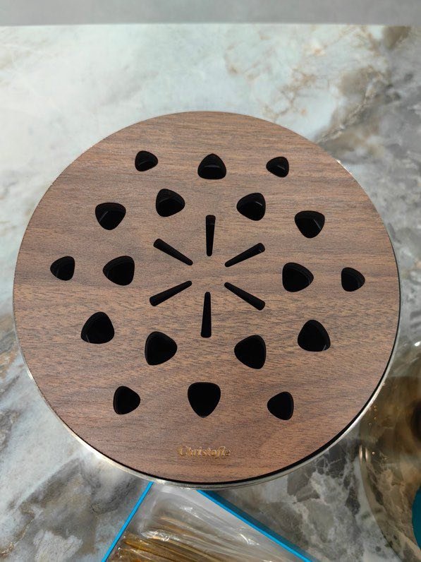 Набор столовых приборов Christofle Quinting Edition яйцо в желтом золоте фото 9