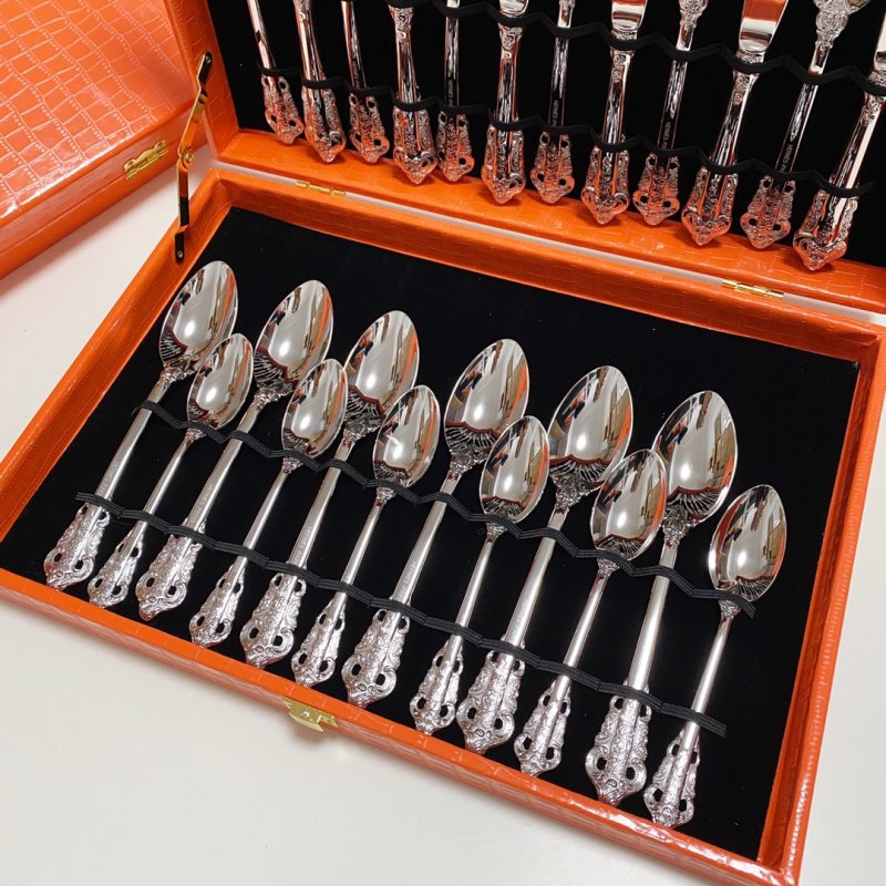 Набор столовых приборов из 24 предметов фото 3