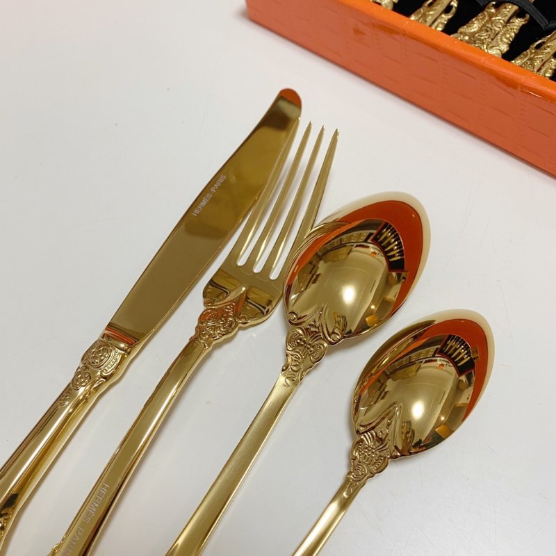 Набор столовых приборов из 24 предметов фото 6