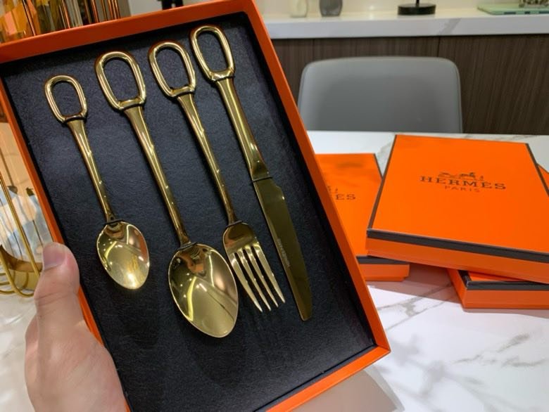 Набор столовых приборов