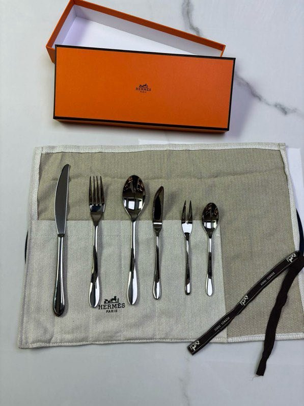 Набор столовых приборов