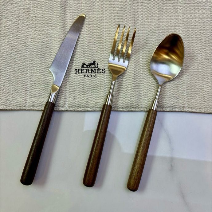 Набор столовых приборов