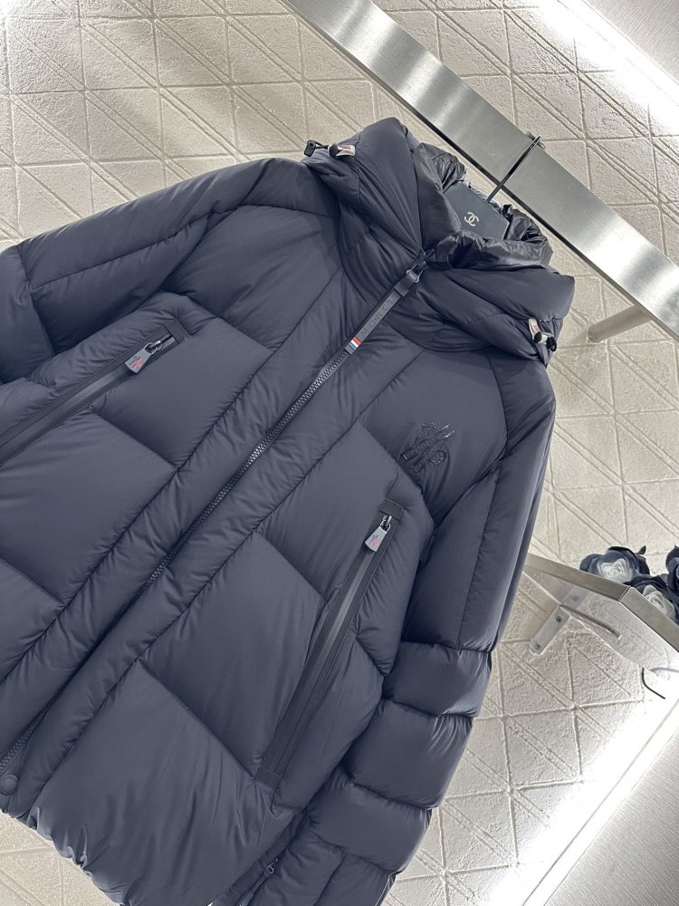 Nylon Down jacket from hood фото 3