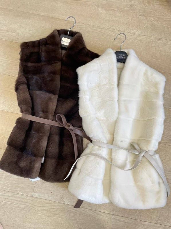Mink vest female фото 6