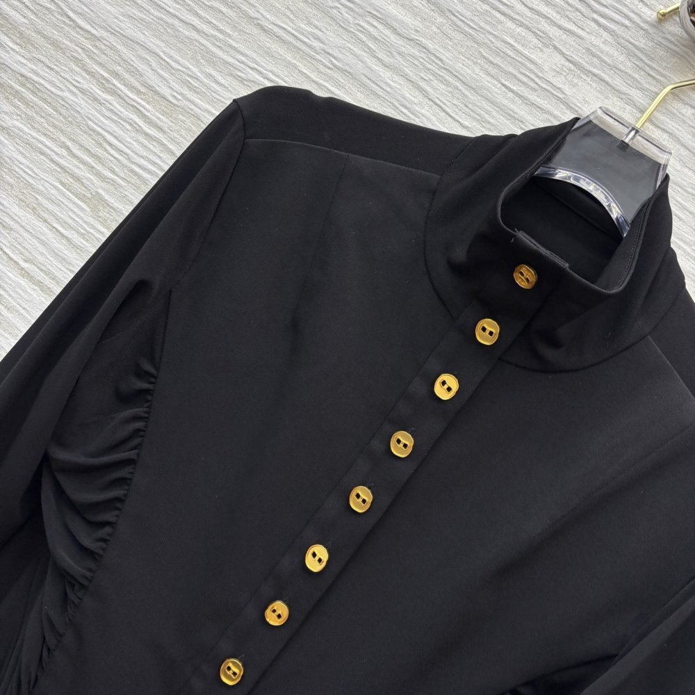 Fitting dress at style retro in French style фото 3