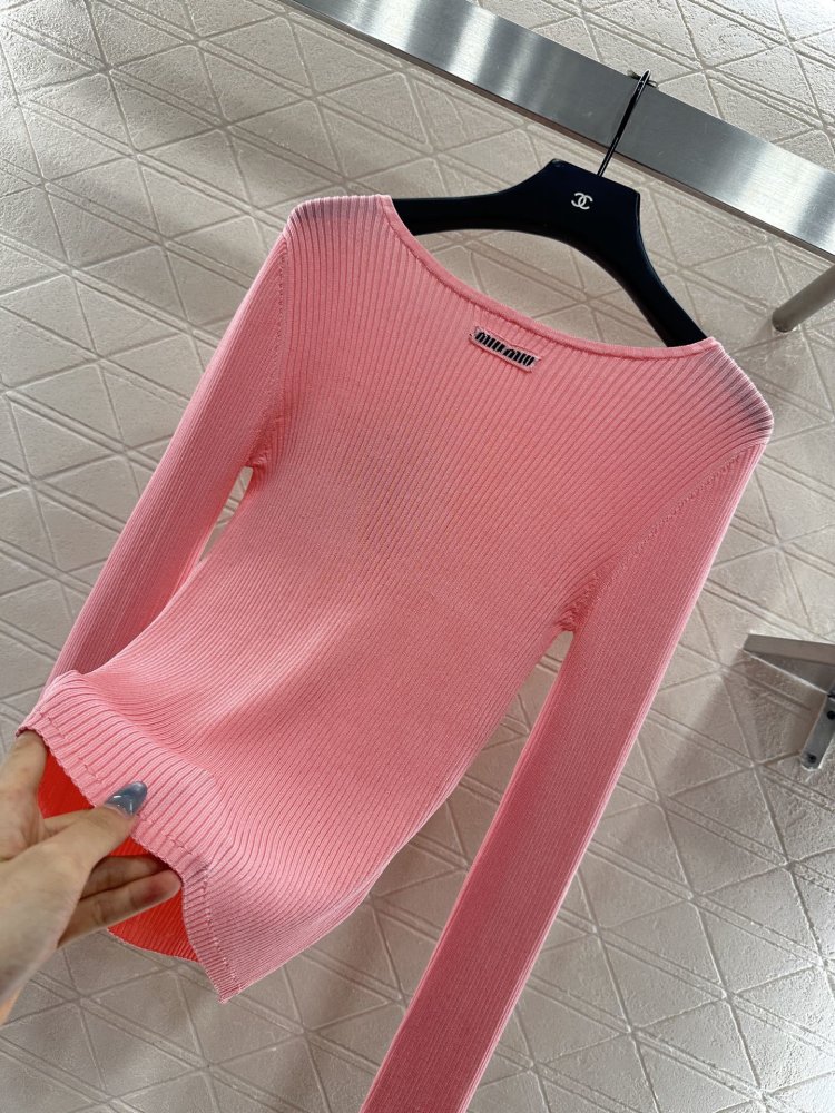 Облегающий трикотажный свитер в полоску с длинными рукавами фото 6