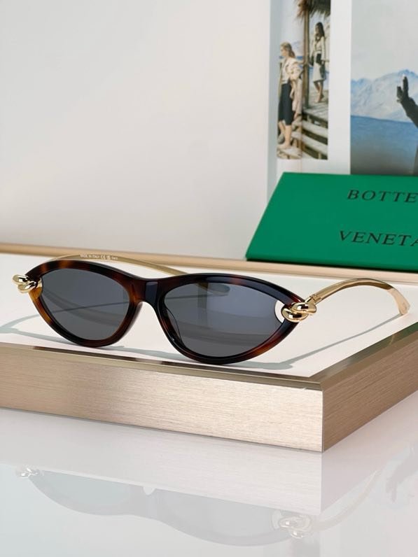 Очки солнцезащитные BV1390S фото 4