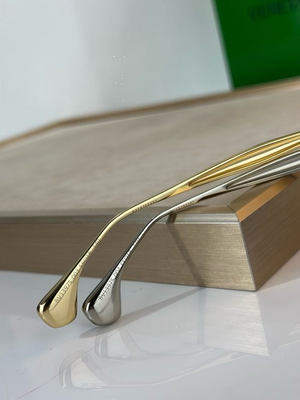 Очки солнцезащитные BV1397S фото 6