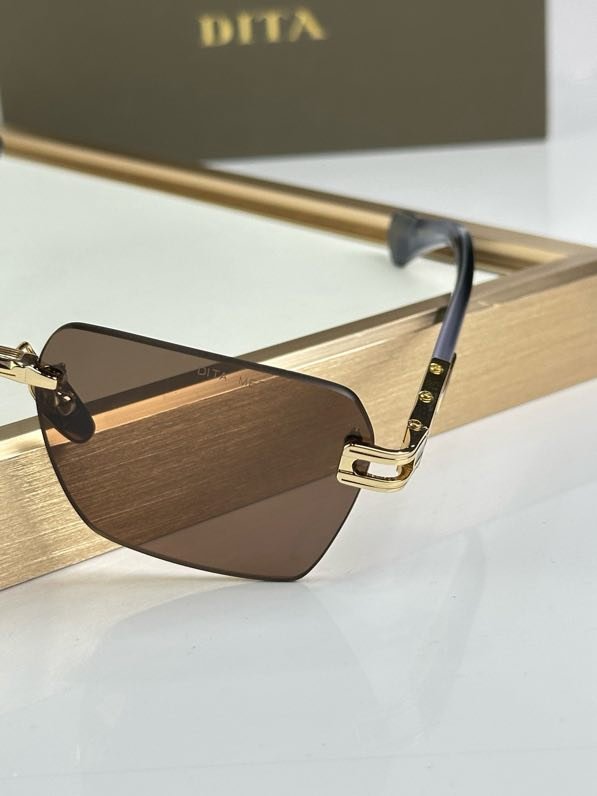 Очки солнцезащитные DTS 147 фото 5