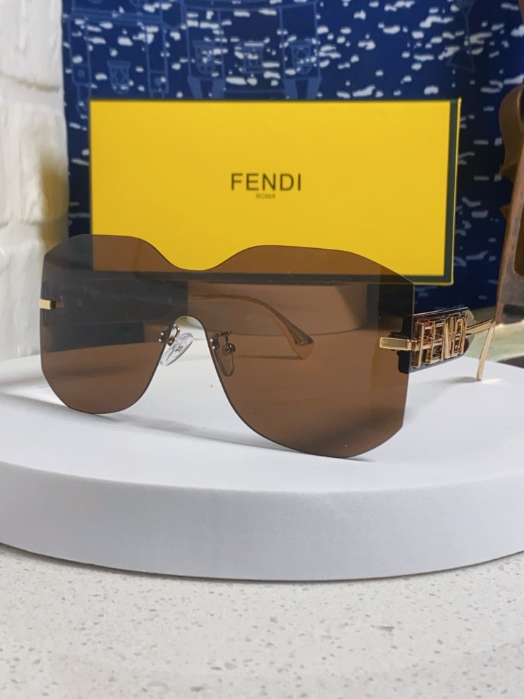 Очки солнцезащитные FE4006U