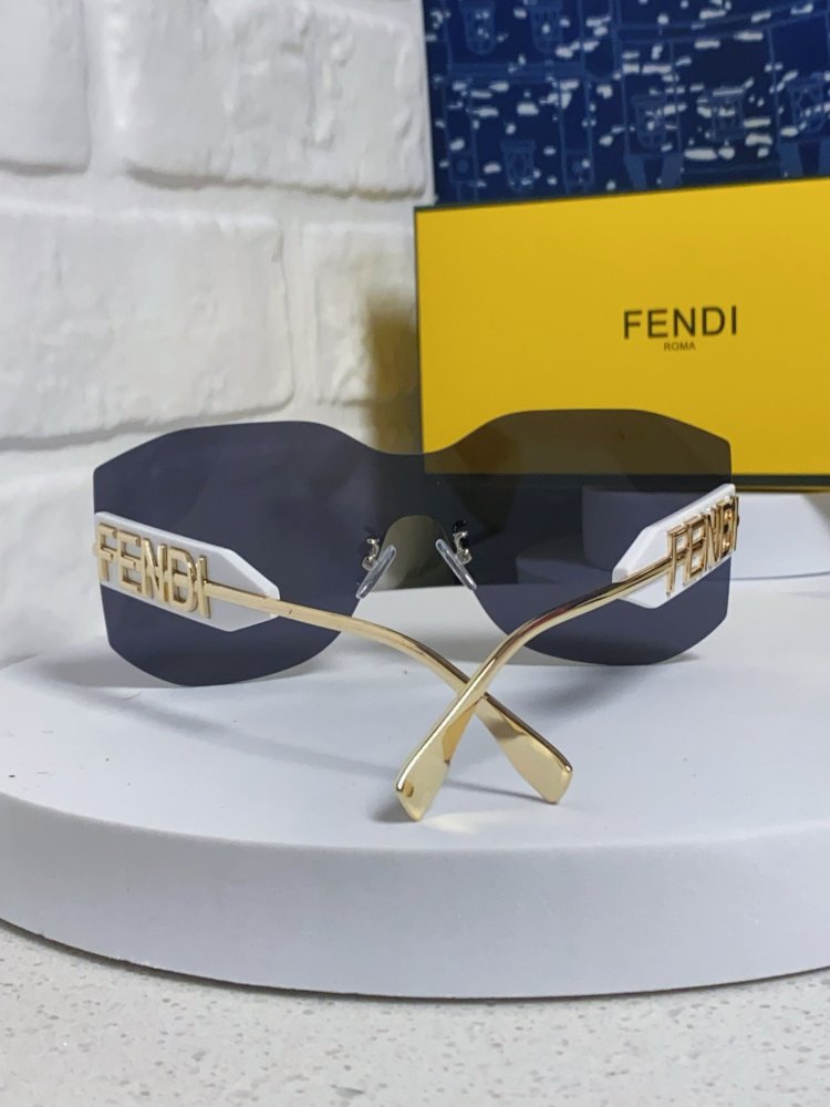 Очки солнцезащитные FE4006U фото 3