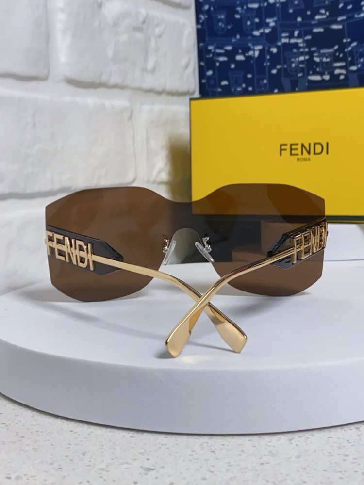 Очки солнцезащитные FE4006U фото 3