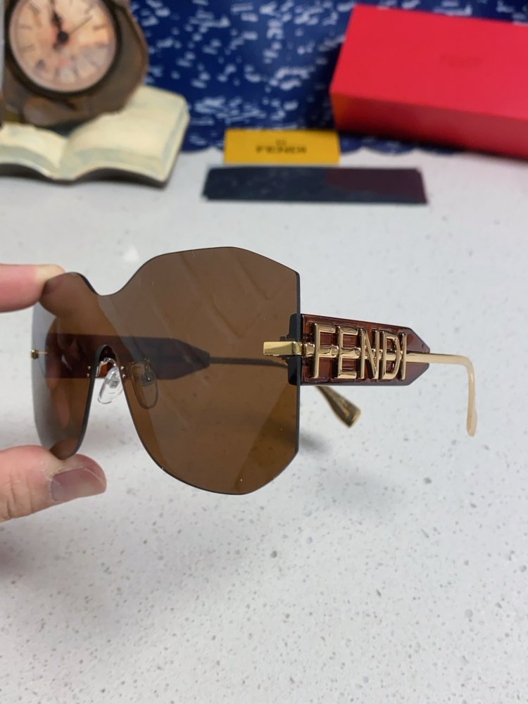 Очки солнцезащитные FE4006U фото 6