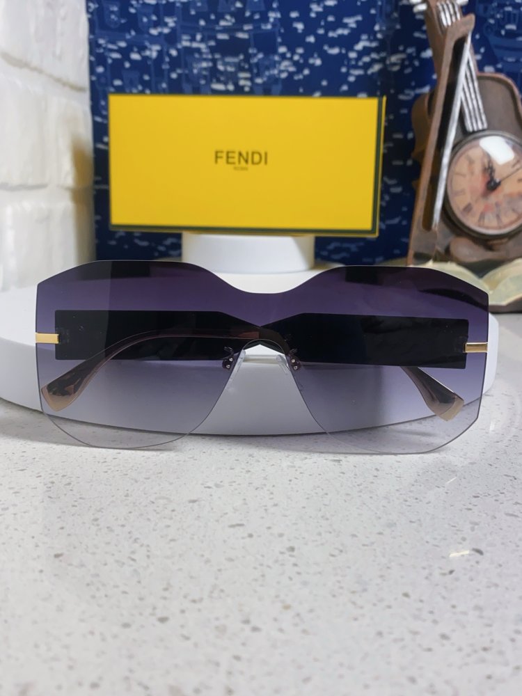 Очки солнцезащитные FE4006U фото 7