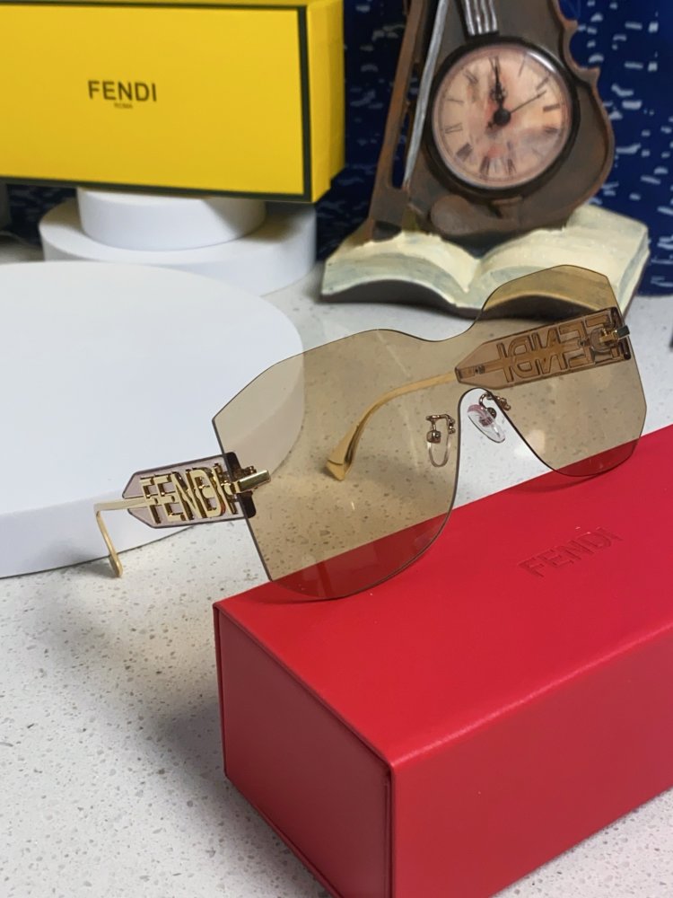 Очки солнцезащитные FE4006U фото 8