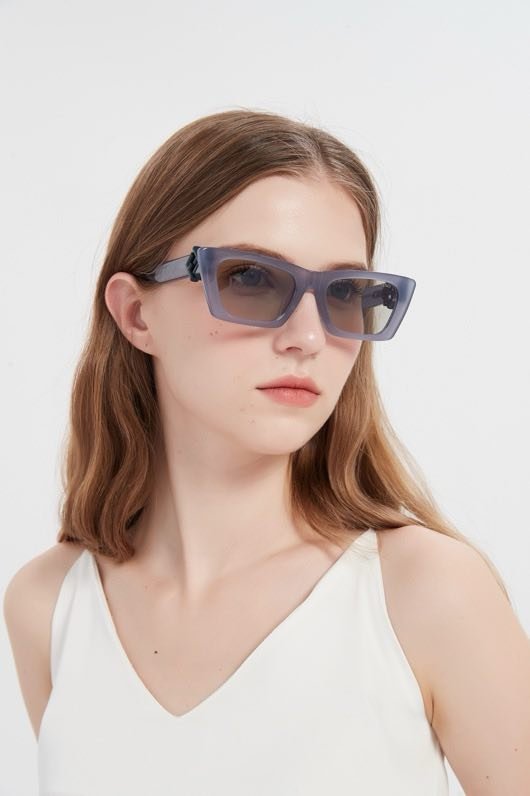 Окуляри сонцезахисні FF40219