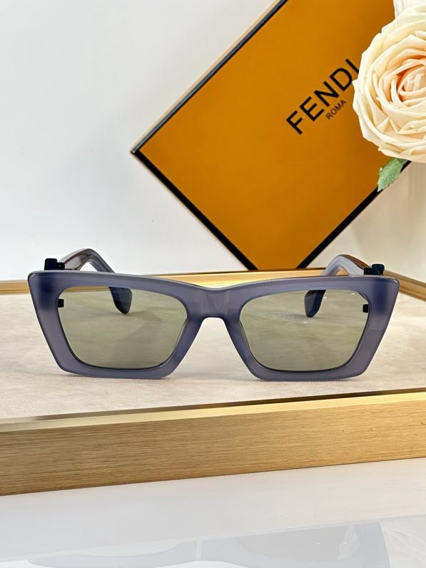 Окуляри сонцезахисні FF40219 фото 3