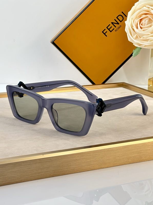 Окуляри сонцезахисні FF40219 фото 5