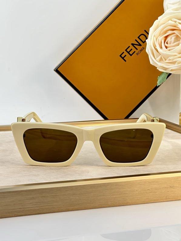 Окуляри сонцезахисні FF40219 фото 6