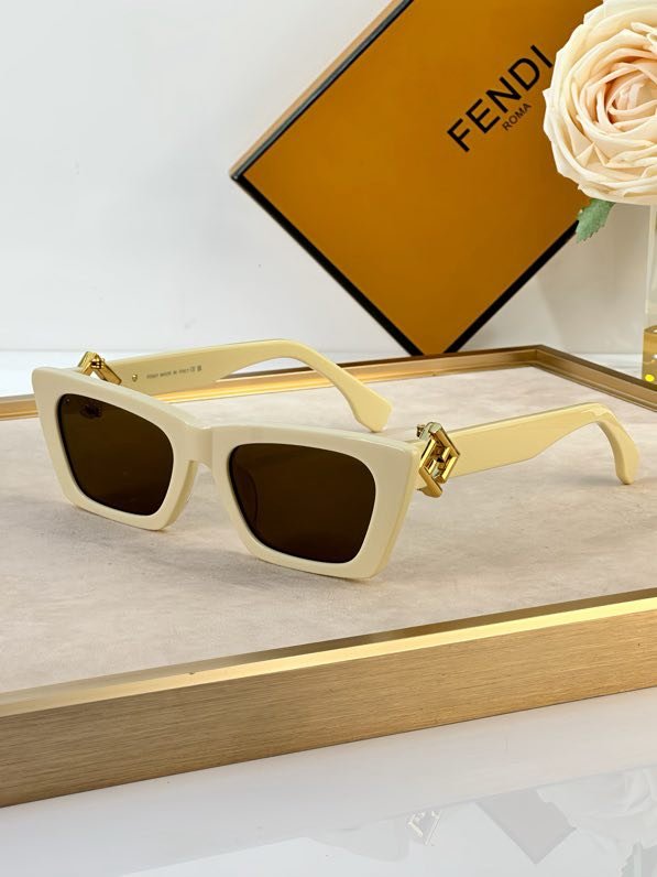 Окуляри сонцезахисні FF40219 фото 8