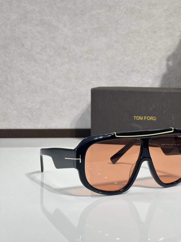 Очки солнцезащитные FT1093 фото 8