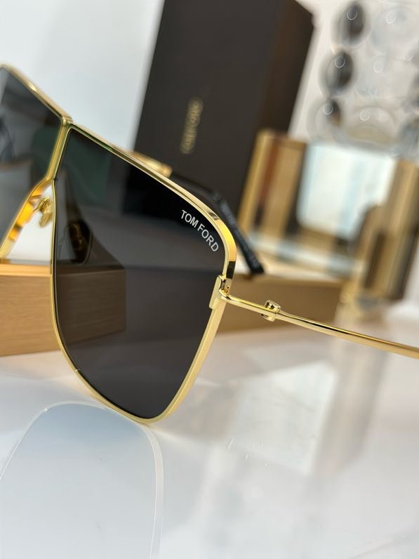 Очки солнцезащитные FT1159 фото 2