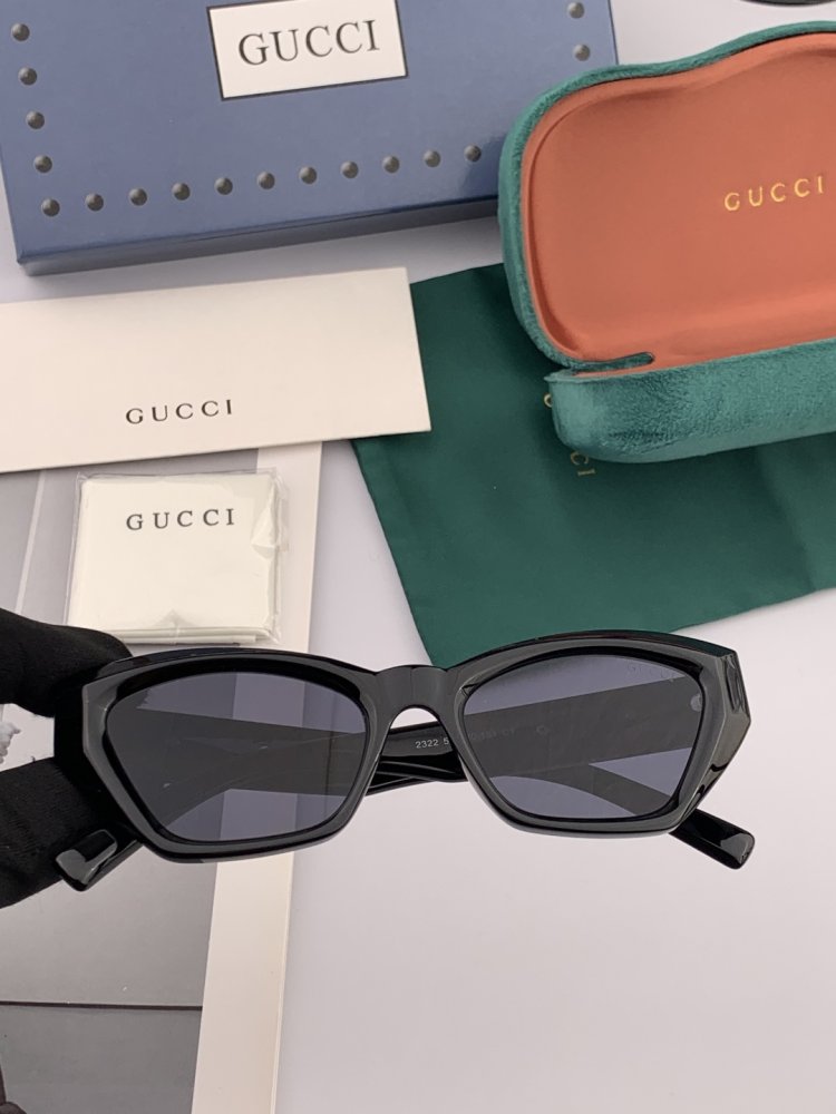 Очки солнцезащитные G2232