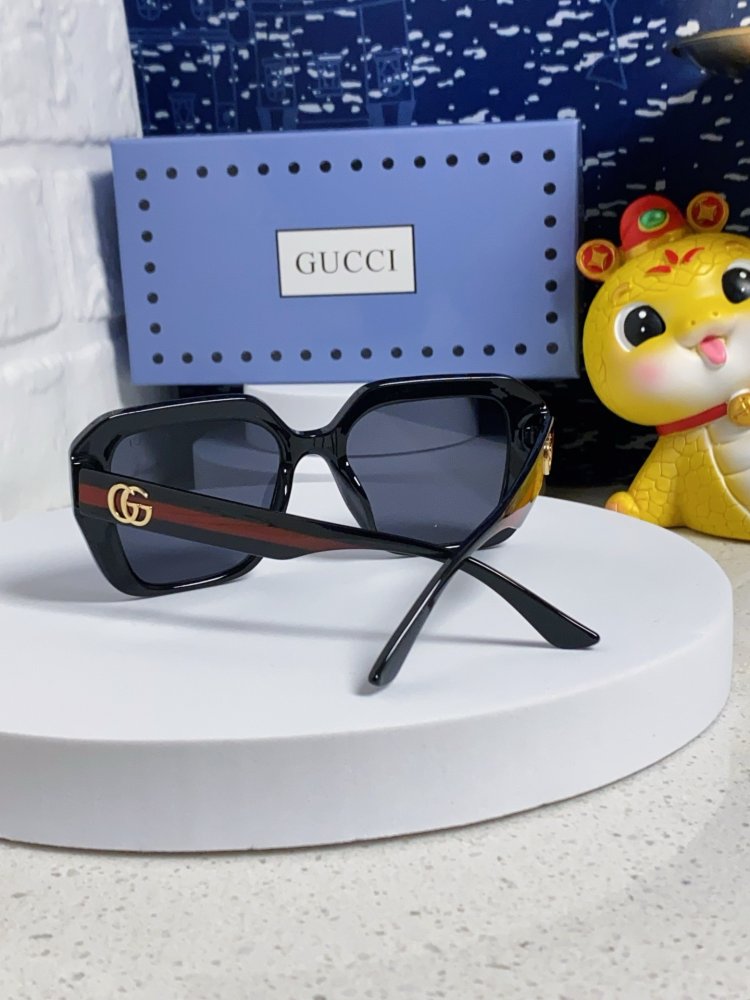 Очки солнцезащитные Polarized фото 3