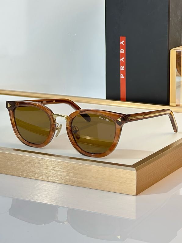 Очки солнцезащитные PR C01SD