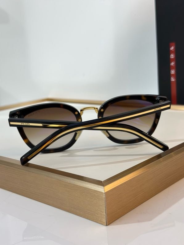 Очки солнцезащитные PR C01SD фото 5