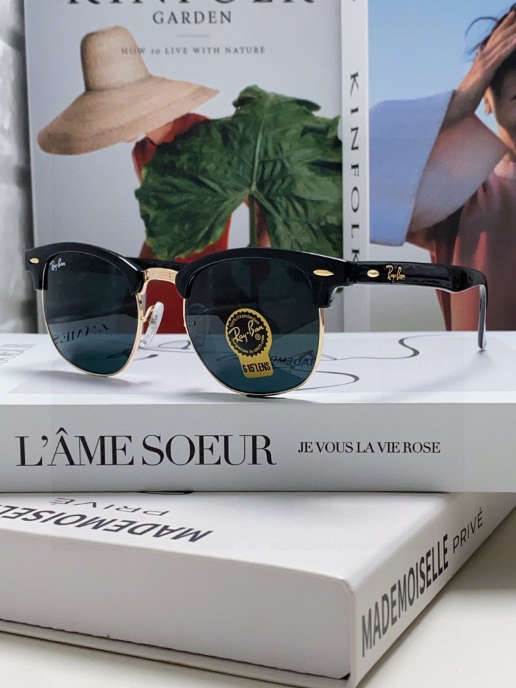 Очки солнцезащитные RB3016