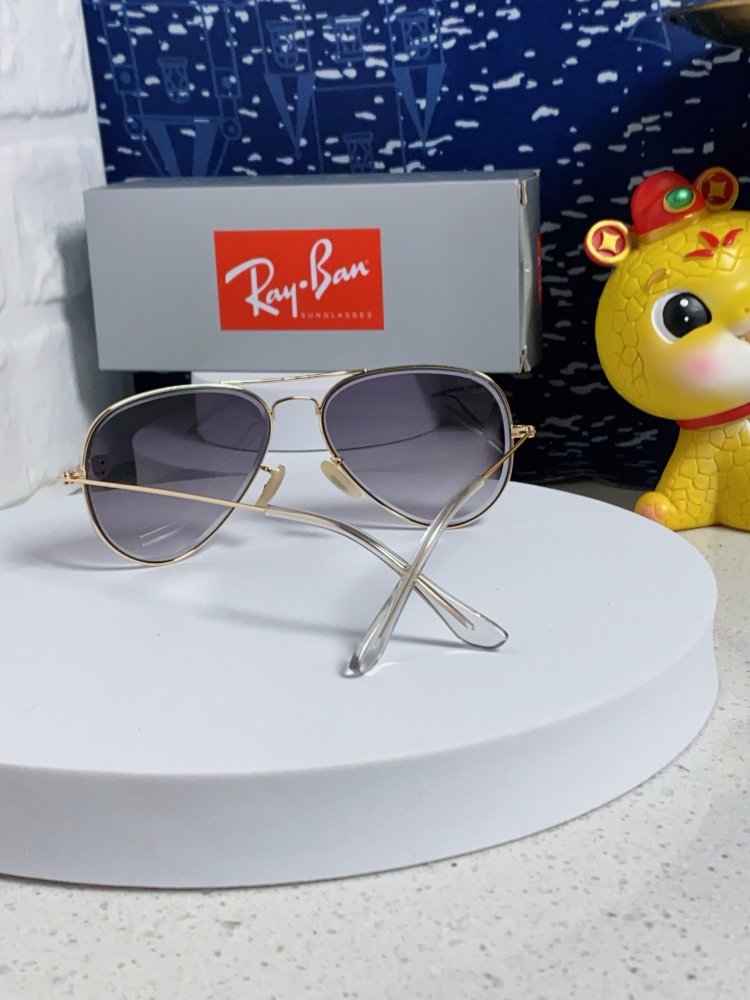 Очки солнцезащитные RB3025 фото 3