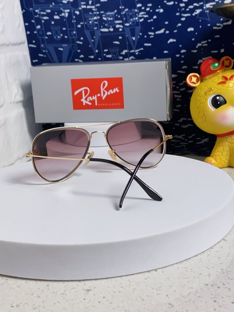 Очки солнцезащитные RB3025 фото 3