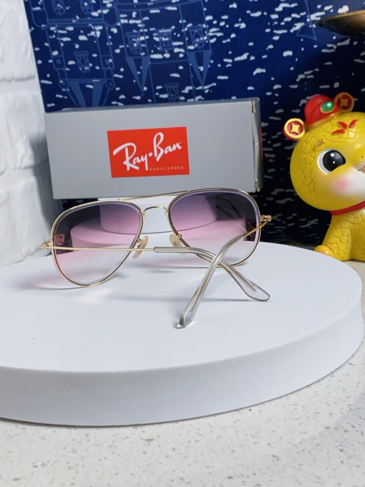 Очки солнцезащитные RB3025 фото 3