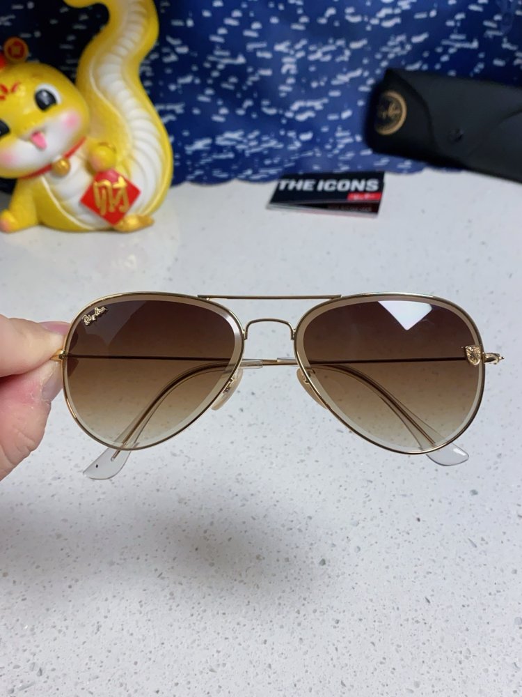 Очки солнцезащитные RB3025 фото 4