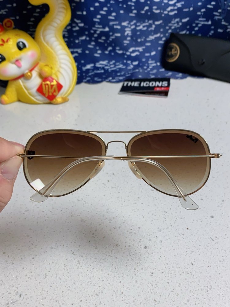 Очки солнцезащитные RB3025 фото 5