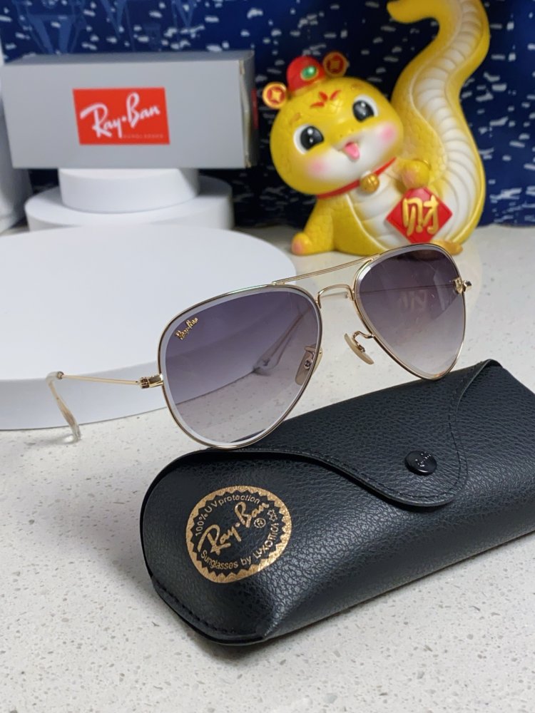 Очки солнцезащитные RB3025 фото 8