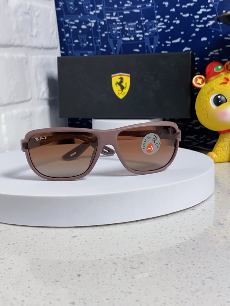 Очки солнцезащитные RB4365 фото 2