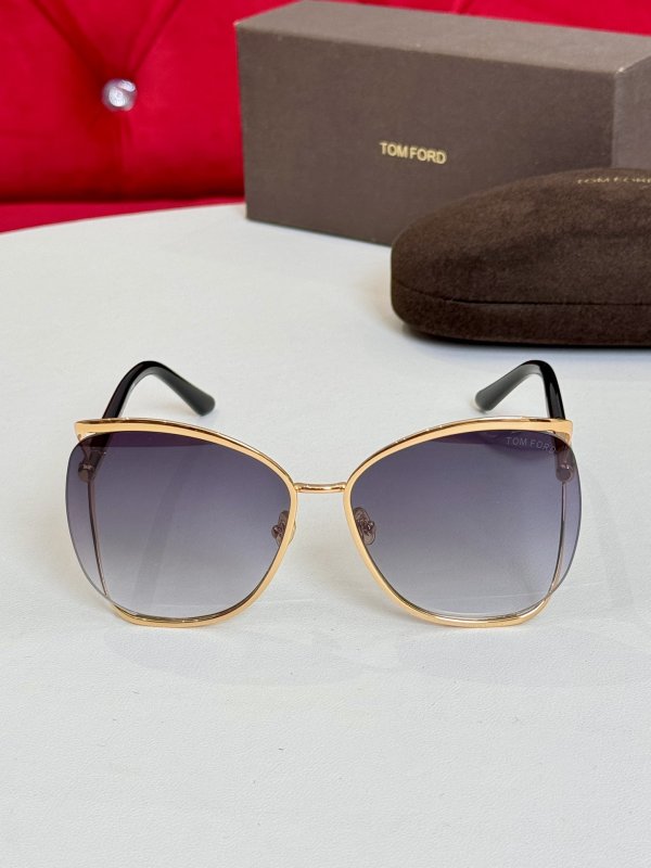 Очки солнцезащитные TF1091