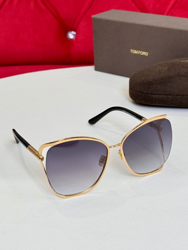 Очки солнцезащитные TF1091 фото 2