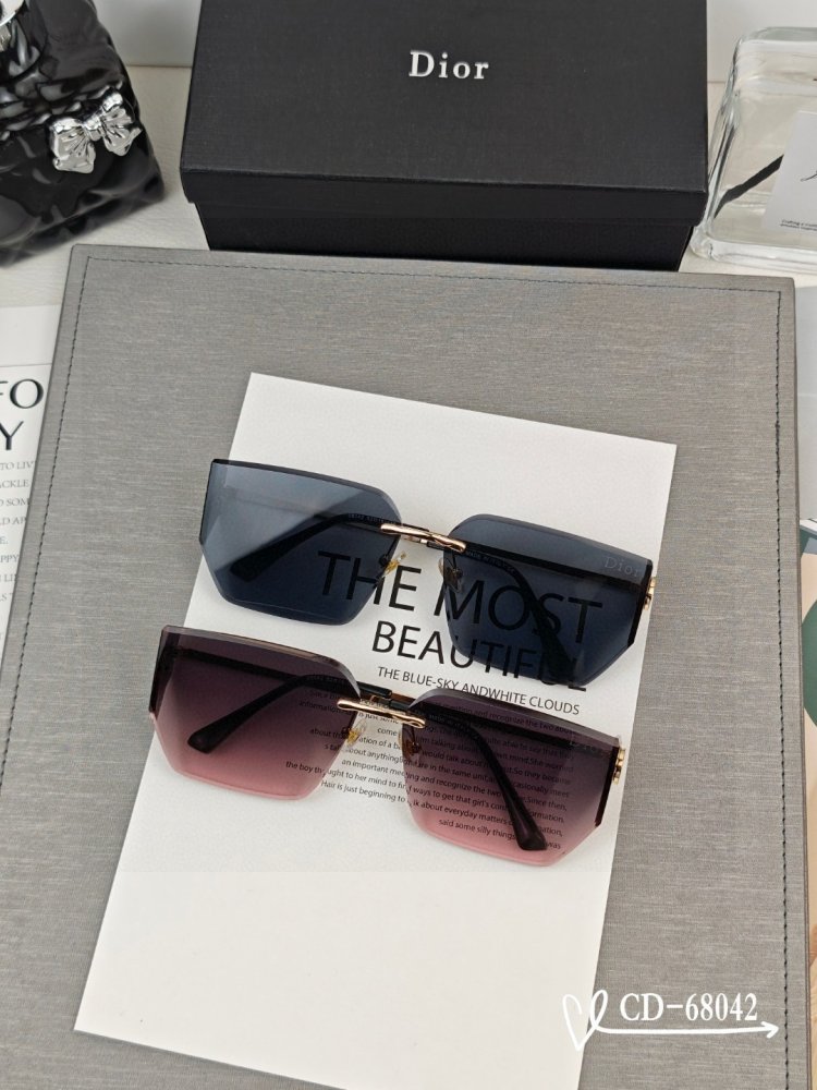 Очки солнцезащитные TR90