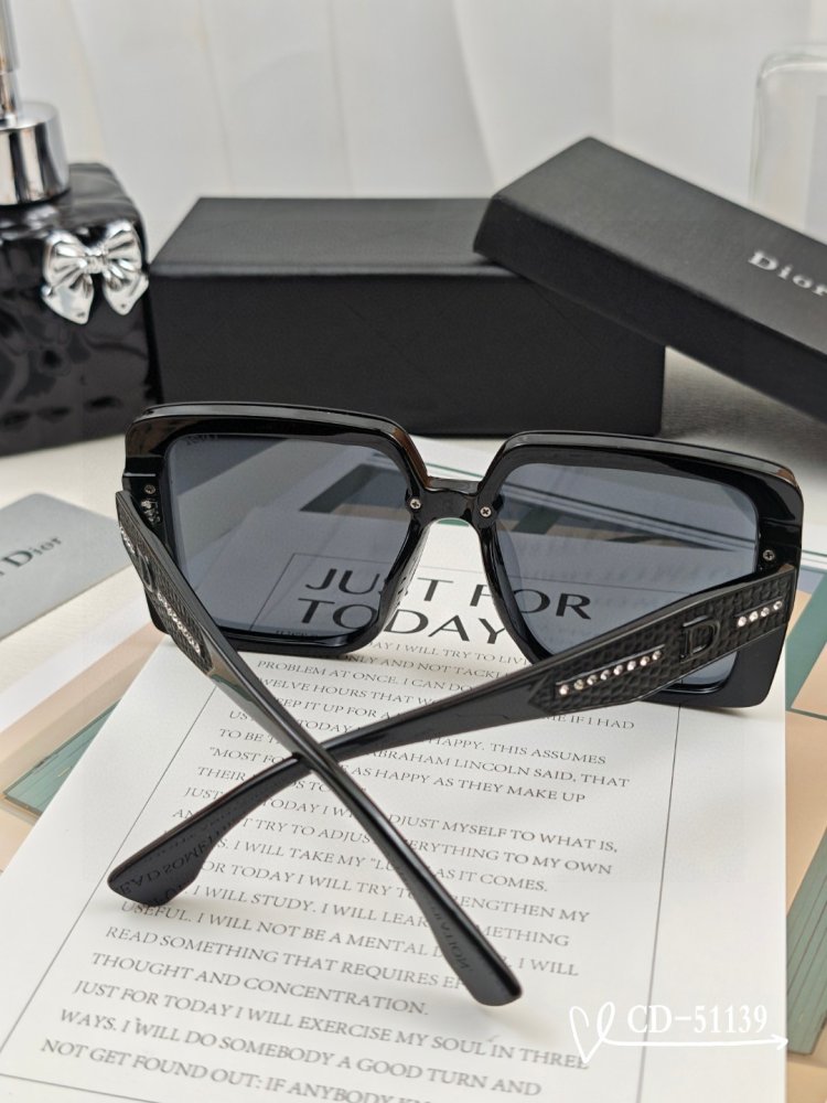 Очки солнцезащитные TR90 фото 7