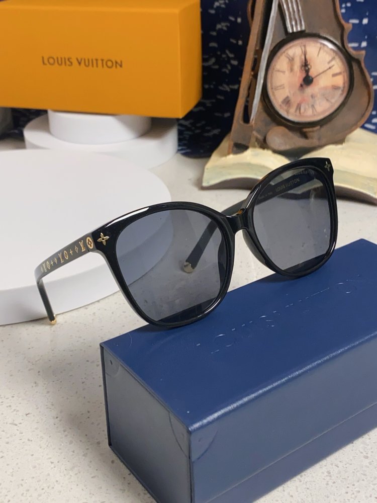 Очки солнцезащитные Z1657W фото 10