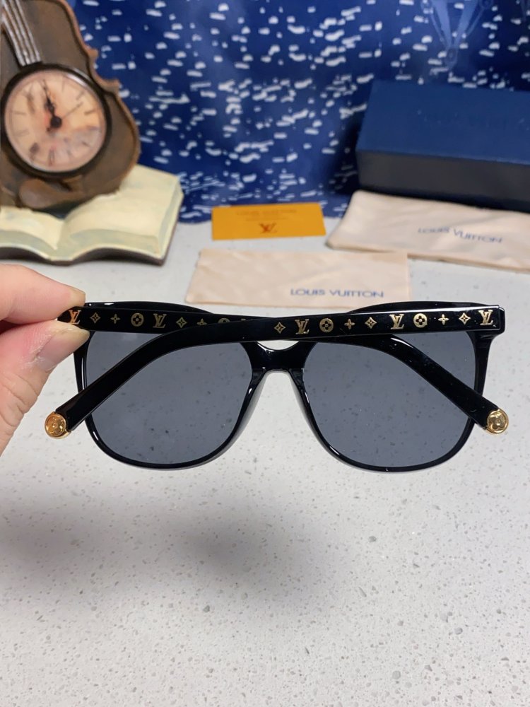 Очки солнцезащитные Z1657W фото 5