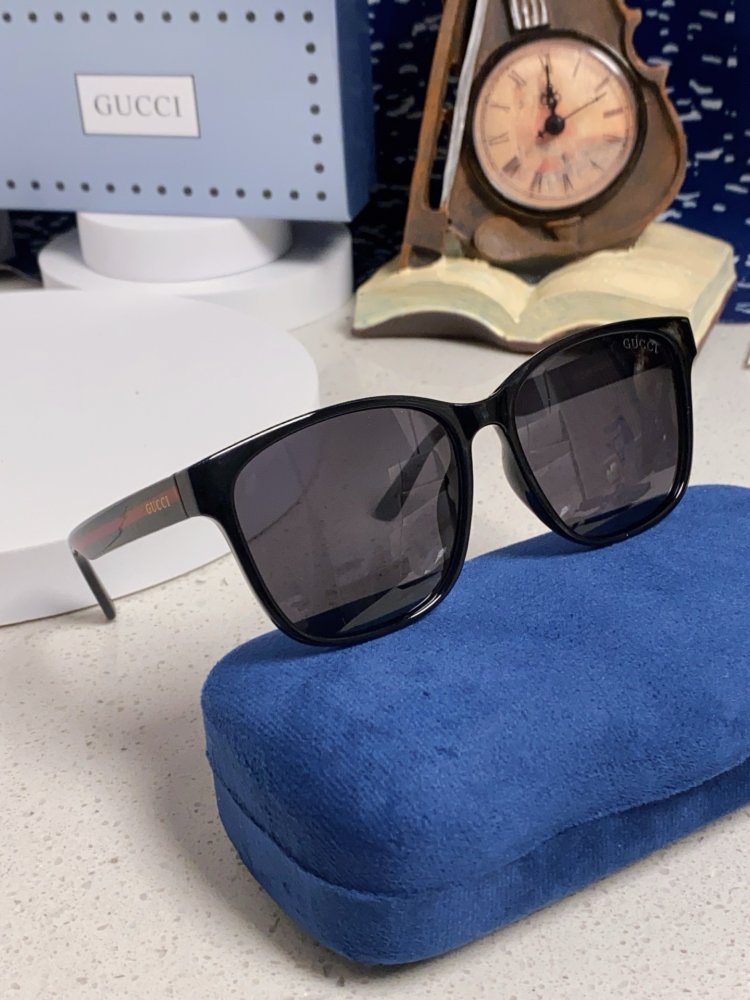 Очки солнцезащитные фото 10